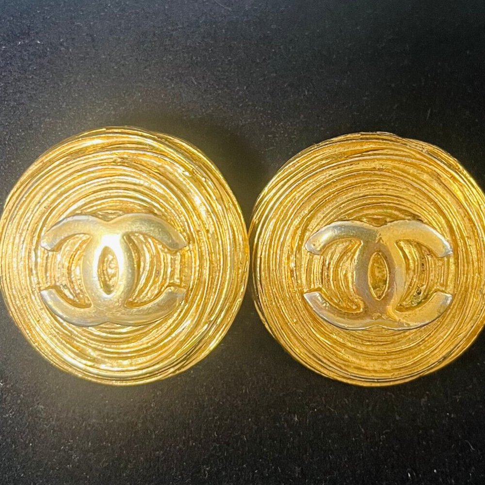 Vintage Chanel Birds Nest Interlocking CC Earrings